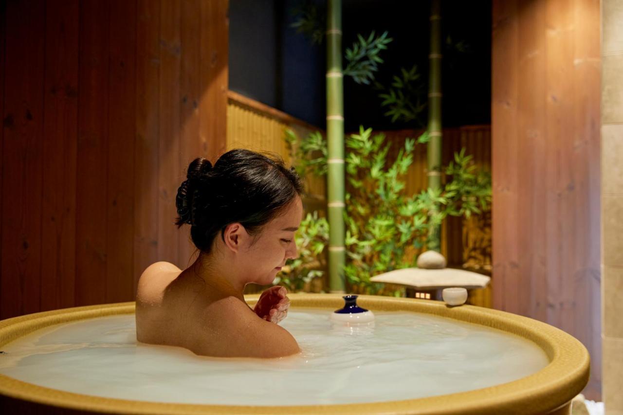 Вилла 古今 天下茶屋 With A Private Parking Lot And A Half Open-Air Bath And Direct To Kix Осака Экстерьер фото