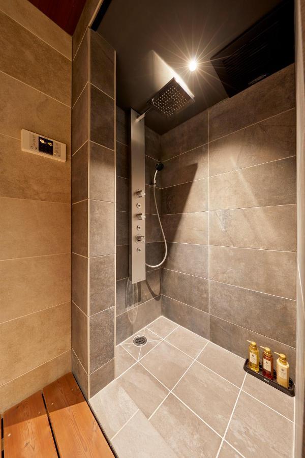 Вилла 古今 天下茶屋 With A Private Parking Lot And A Half Open-Air Bath And Direct To Kix Осака Экстерьер фото