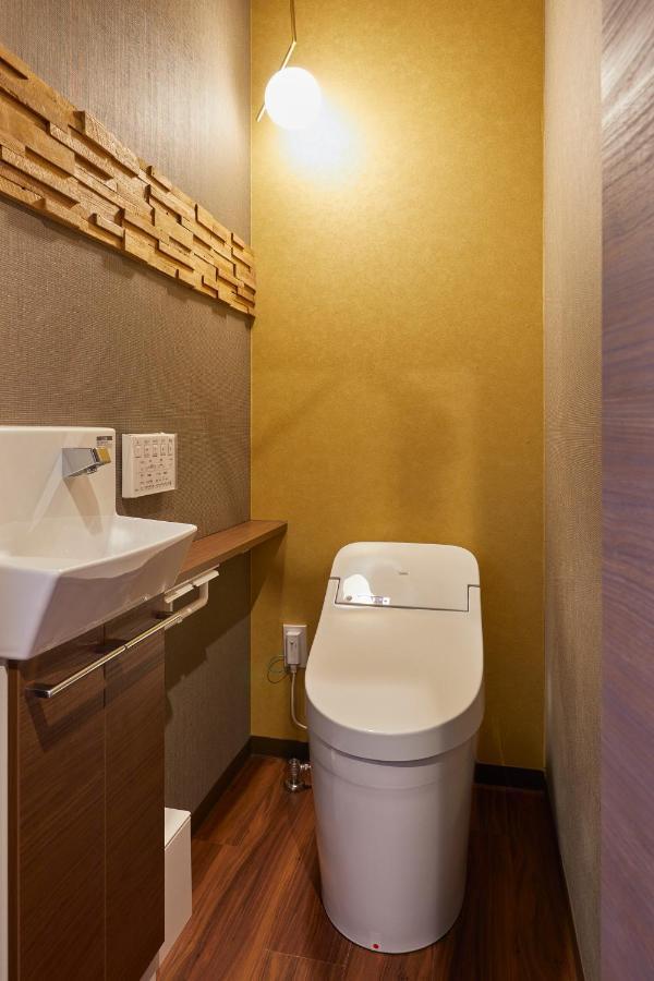 Вилла 古今 天下茶屋 With A Private Parking Lot And A Half Open-Air Bath And Direct To Kix Осака Экстерьер фото