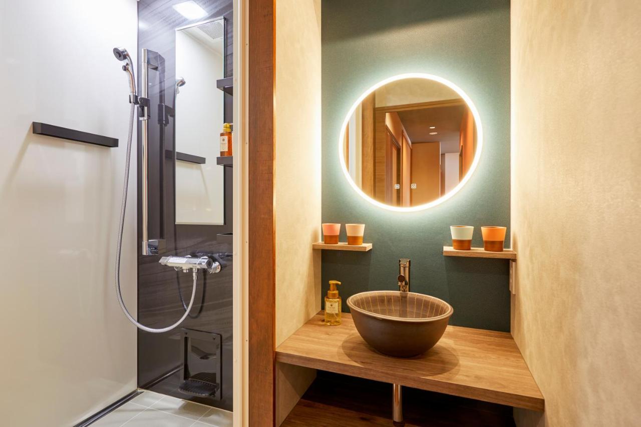 Вилла 古今 天下茶屋 With A Private Parking Lot And A Half Open-Air Bath And Direct To Kix Осака Экстерьер фото